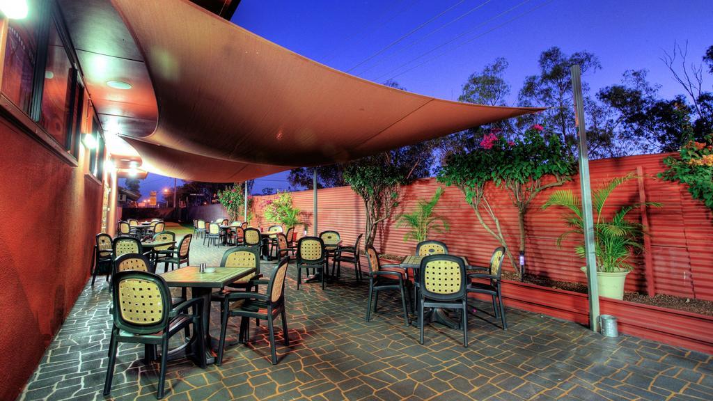 Halls Creek Motel Exterior photo